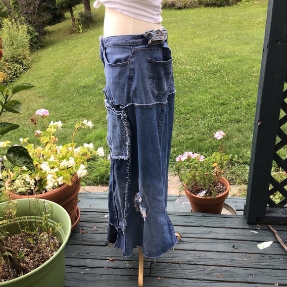 Boho up-cycled denim patch distressed jean maxi skirt / Lee 16 adjustabl… - Picture 8 of 13